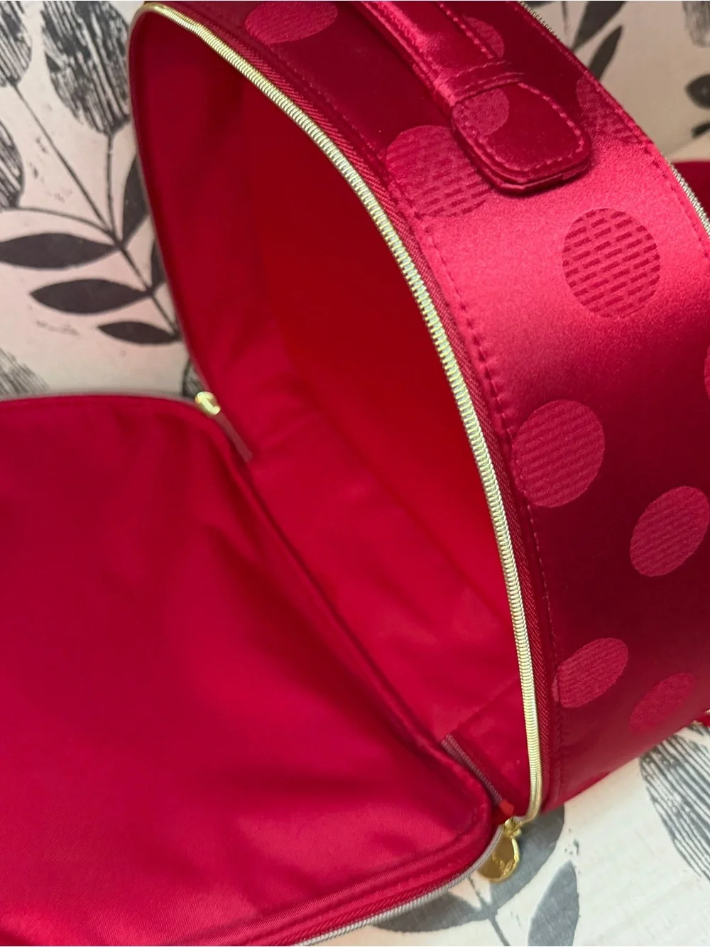 Estée Lauder 2025 Holiday Red Polka Dot Cosmetic Train Case Makeup Bag